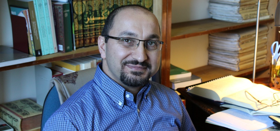 On Thursday, October 22, 2015 at 16:30 in the Library of PISAI Fr Michel Saghbiny, oam, discusses his doctoral thesis on The views of the Lebanese Muslims on relations with Christians