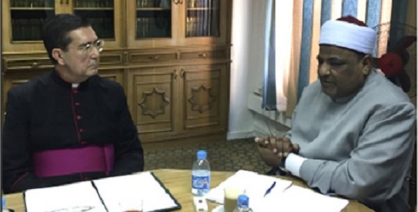 Monsignor Miguel Àngel Ayuso Guixot, MCCJ, segretario del Pontificio Consiglio per il Dialogo Interreligioso, in visita ufficiale all’università di al-Azhar