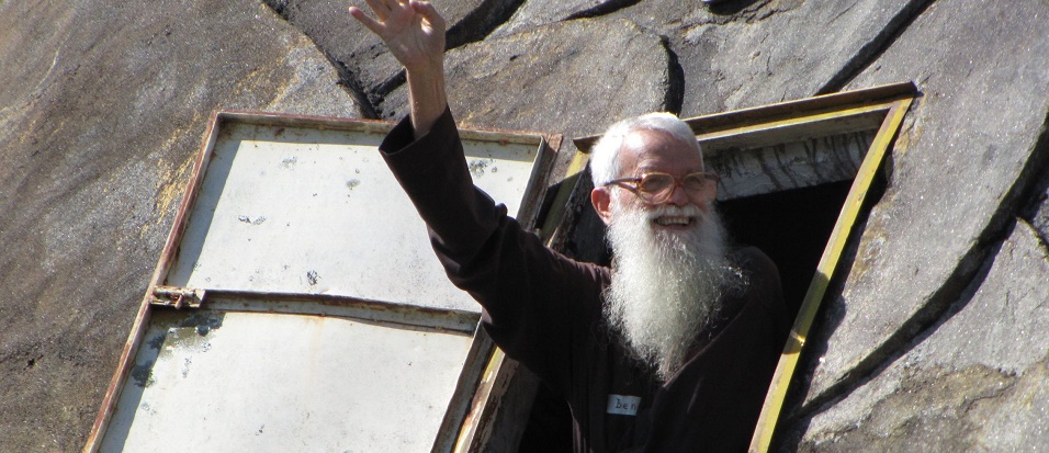 Il 16 gennaio scorso è venuto a mancare Fr. Benitius Brevoort, OFM Cap. Di origine olandese, nato e cresciuto in Indonesia, padre Rudolph...