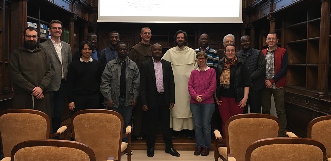 On 2 April, a group of students in the second year of their licentiate study at PISAI visited the Vatican Library for a private workshop on Christian Arabic manuscripts.