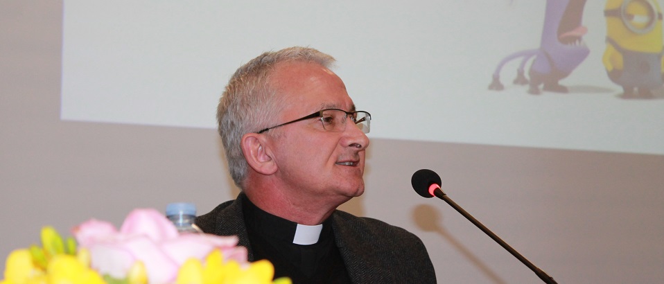 Christopher Clohessy at the Lineh Organisation für Kultur und Kinder