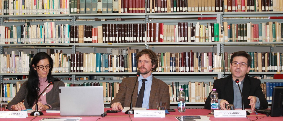Martedì 16 gennaio 2024 presso la biblioteca Maurice Borrmans è stato presentato il libro 'The Global Politics of Interreligious Dialogue. Religious Change, Citizenship, and Solidarity in the Middle East'